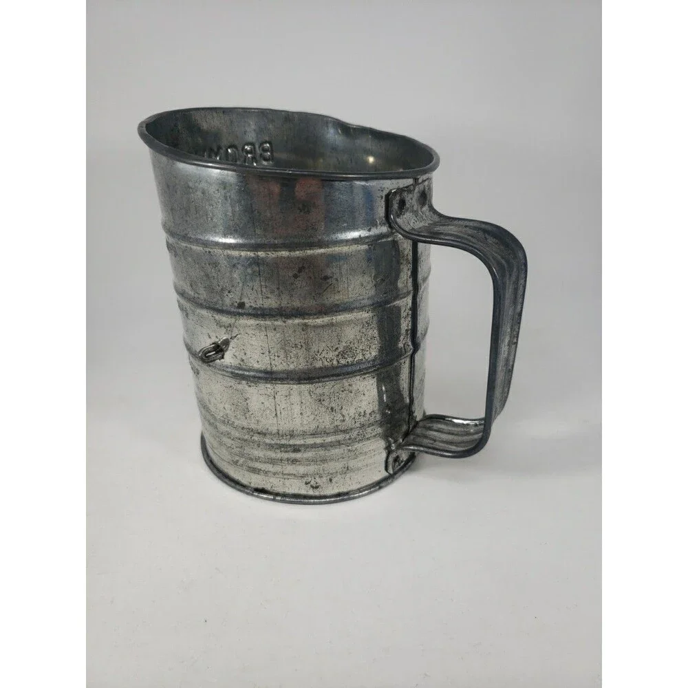 Vintage Bromwell's 3 Cup Measuring Sifter Red Wood Handle USA Farmhouse Decor